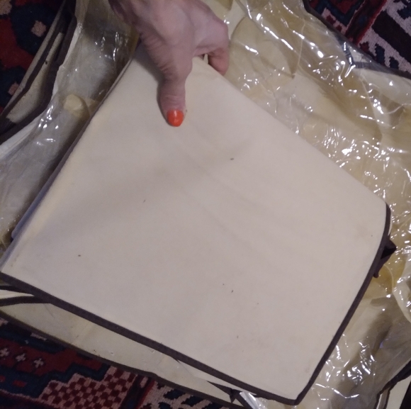 Shoe Storage folds up - Picture 2 of 3